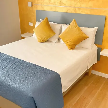 Aparthotel Color Centro 4*