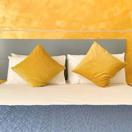 Color Centro Ξενοδοχείο με διαμερίσματα 4*