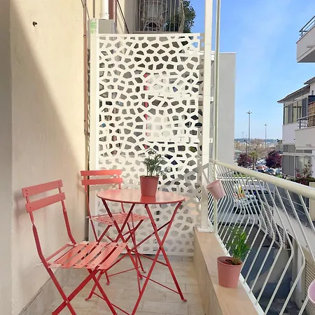 Color Centro Ξενοδοχείο με διαμερίσματα