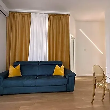 Aparthotel Color Centro 4*