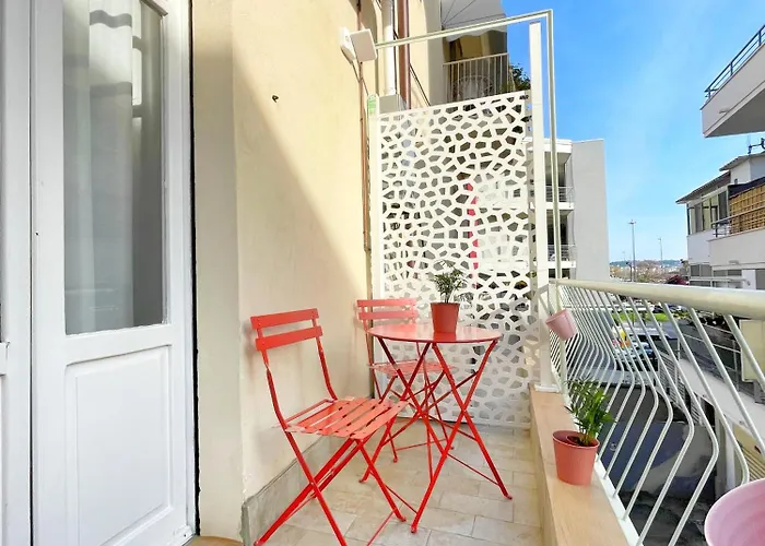 Color Centro Apart Otel Pescara